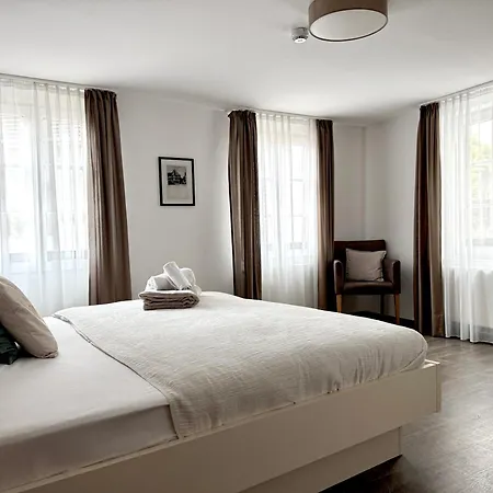 Adler Und Restaurant *